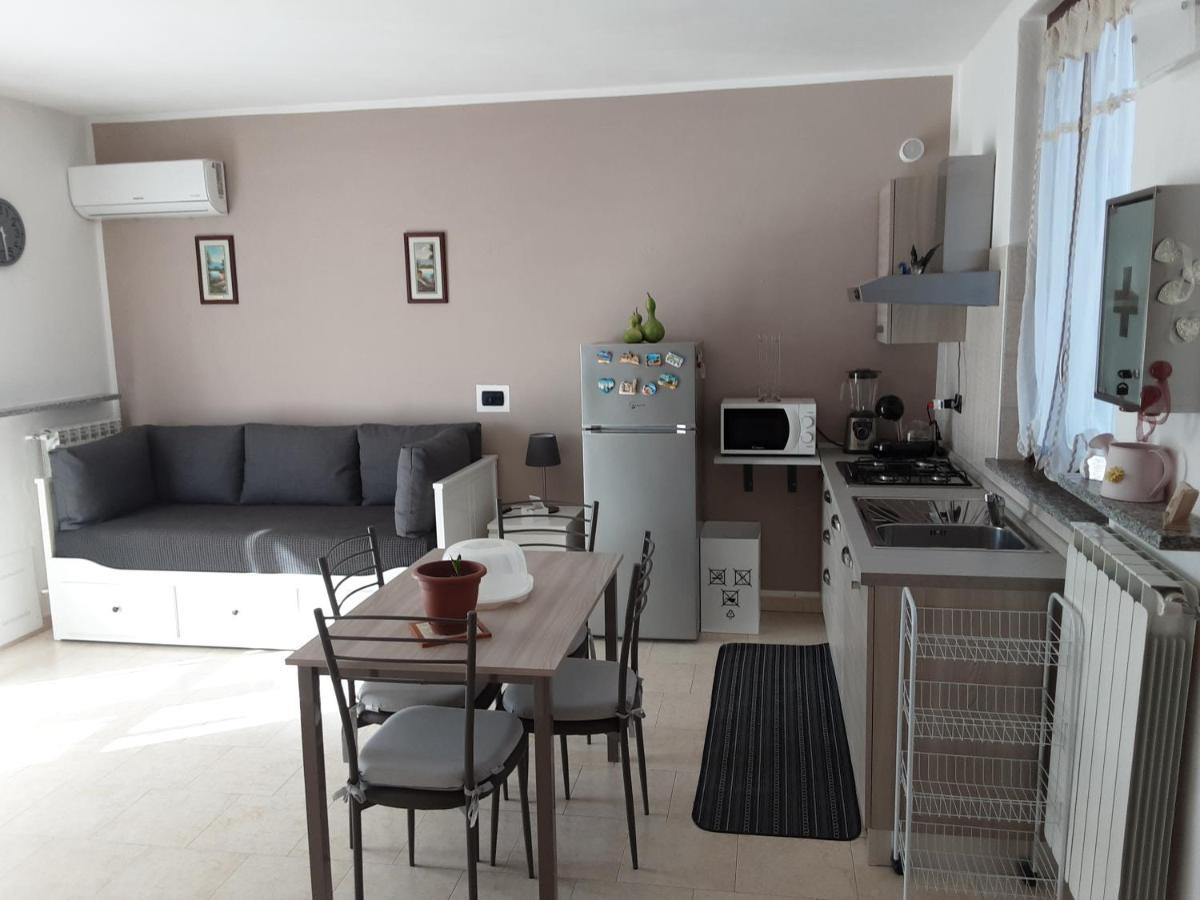 Appartamento Sofia In Zona Residenziale Strategica Wifi Gratuito Carbonara al Ticino Екстер'єр фото