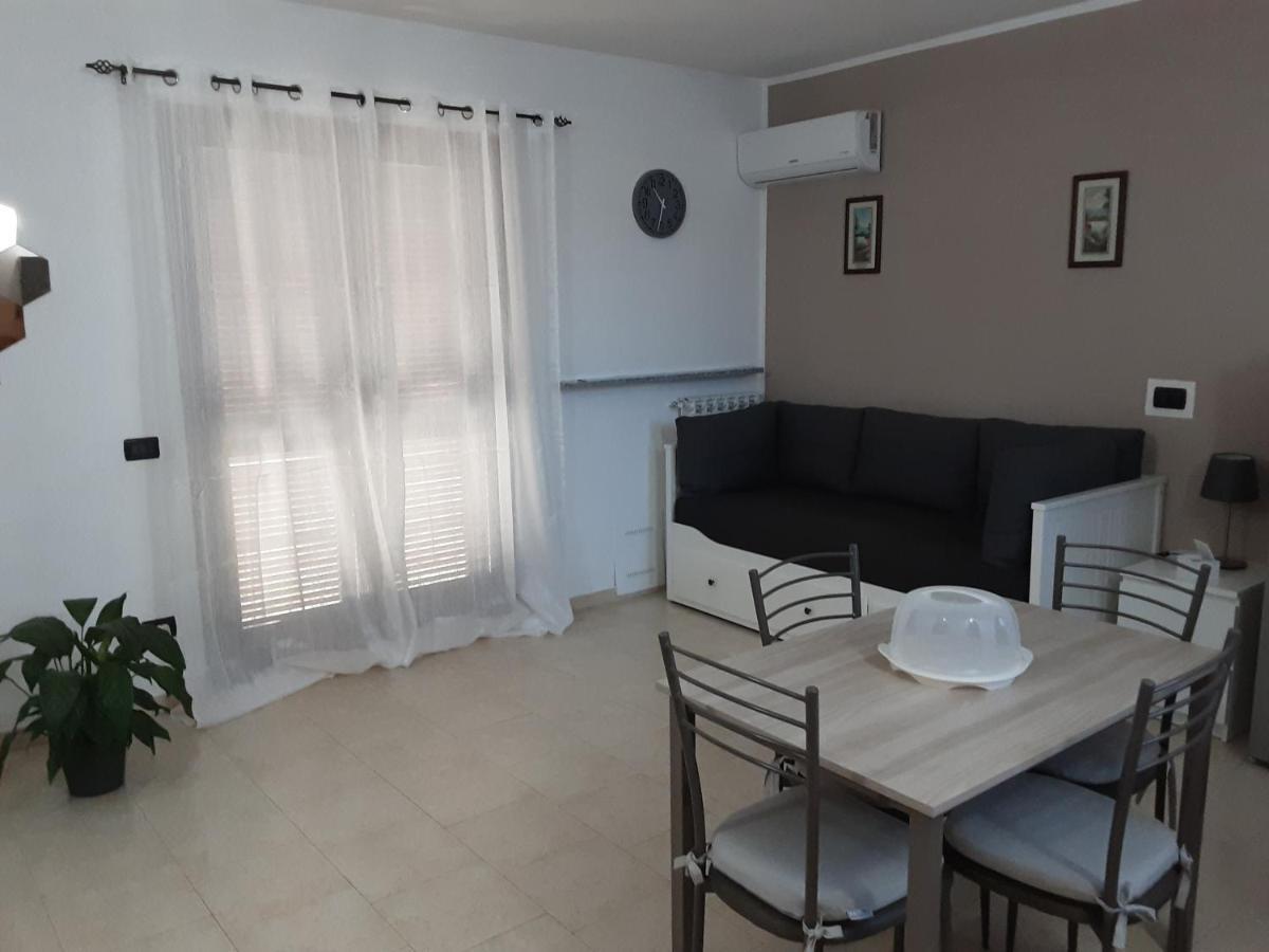Appartamento Sofia In Zona Residenziale Strategica Wifi Gratuito Carbonara al Ticino Екстер'єр фото
